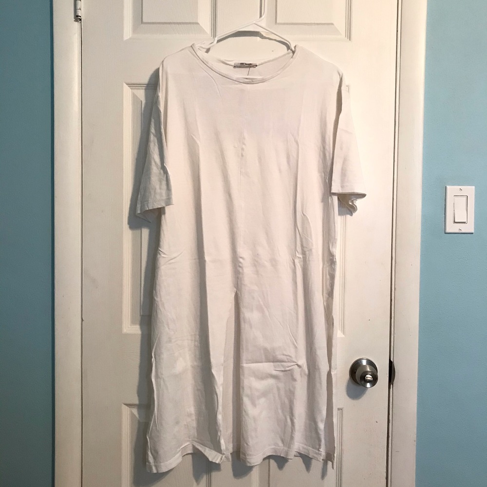 Zara Oversized Top w/ side slits